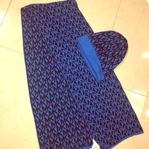 Micheal kors scarf and hat matching set